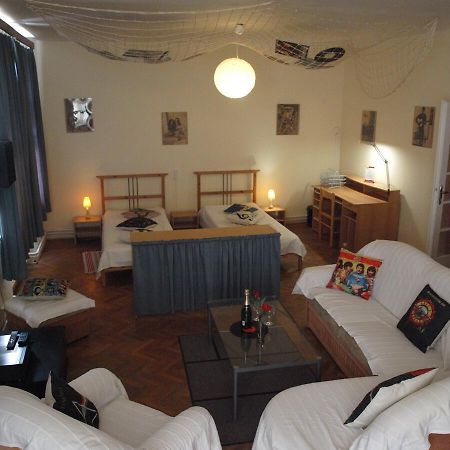 Apartmany Rossa Louny Eksteriør billede